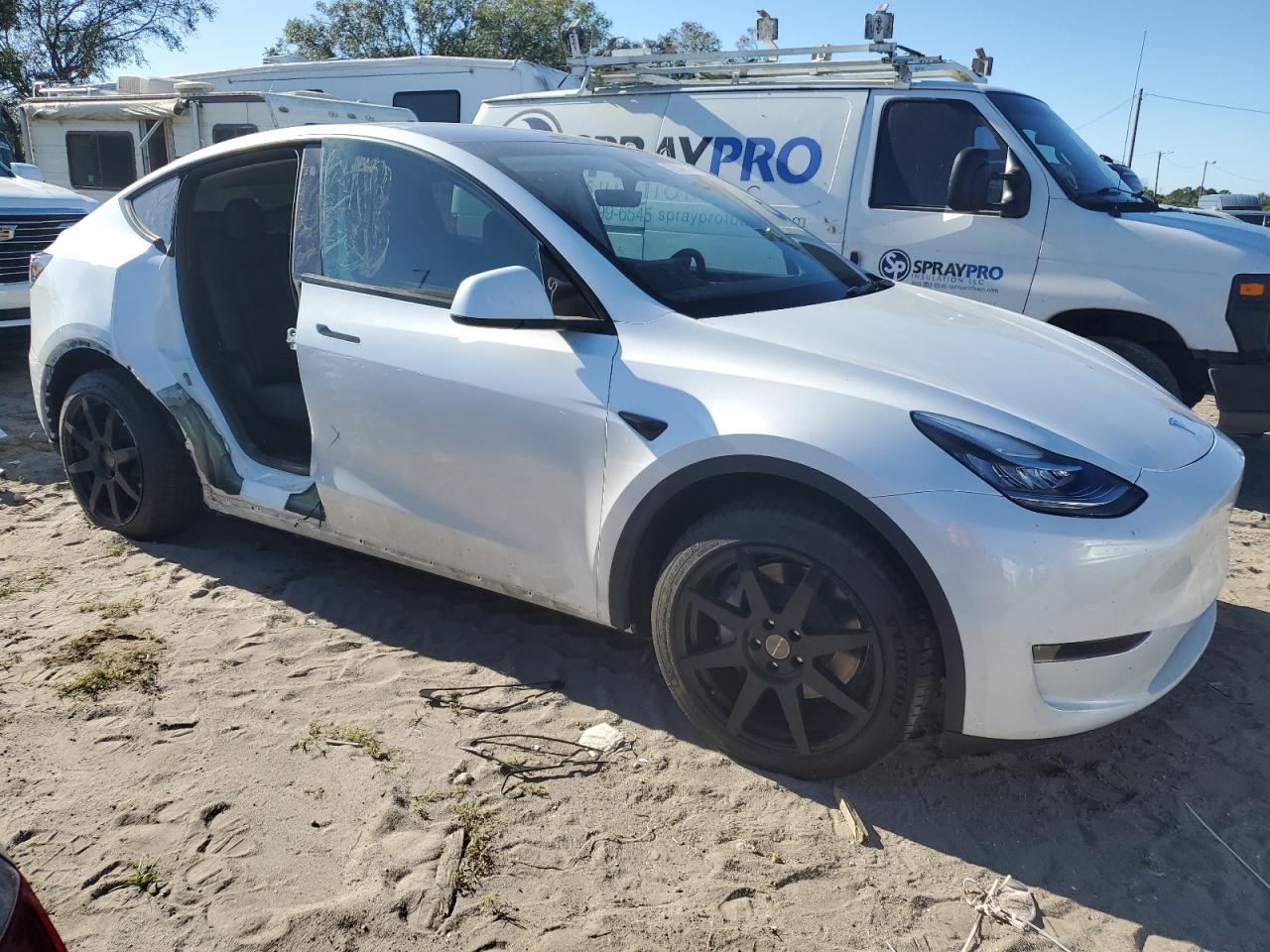 2023 TESLA MODEL Y  VIN:7SAYGDEEXPA114111