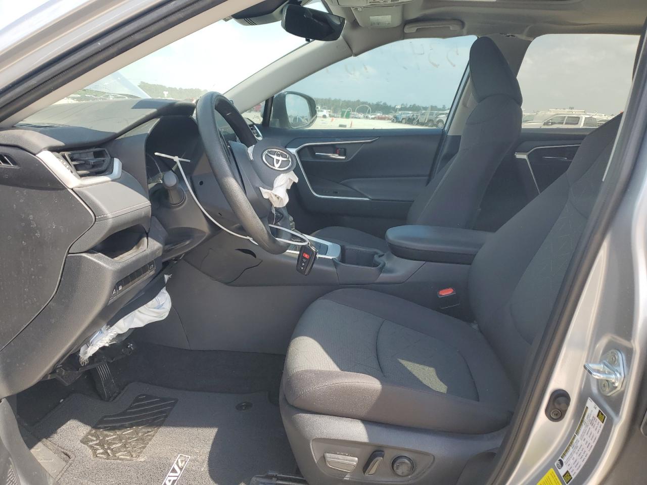 2024 TOYOTA RAV4 XLE VIN:2T3W1RFV5RC270513