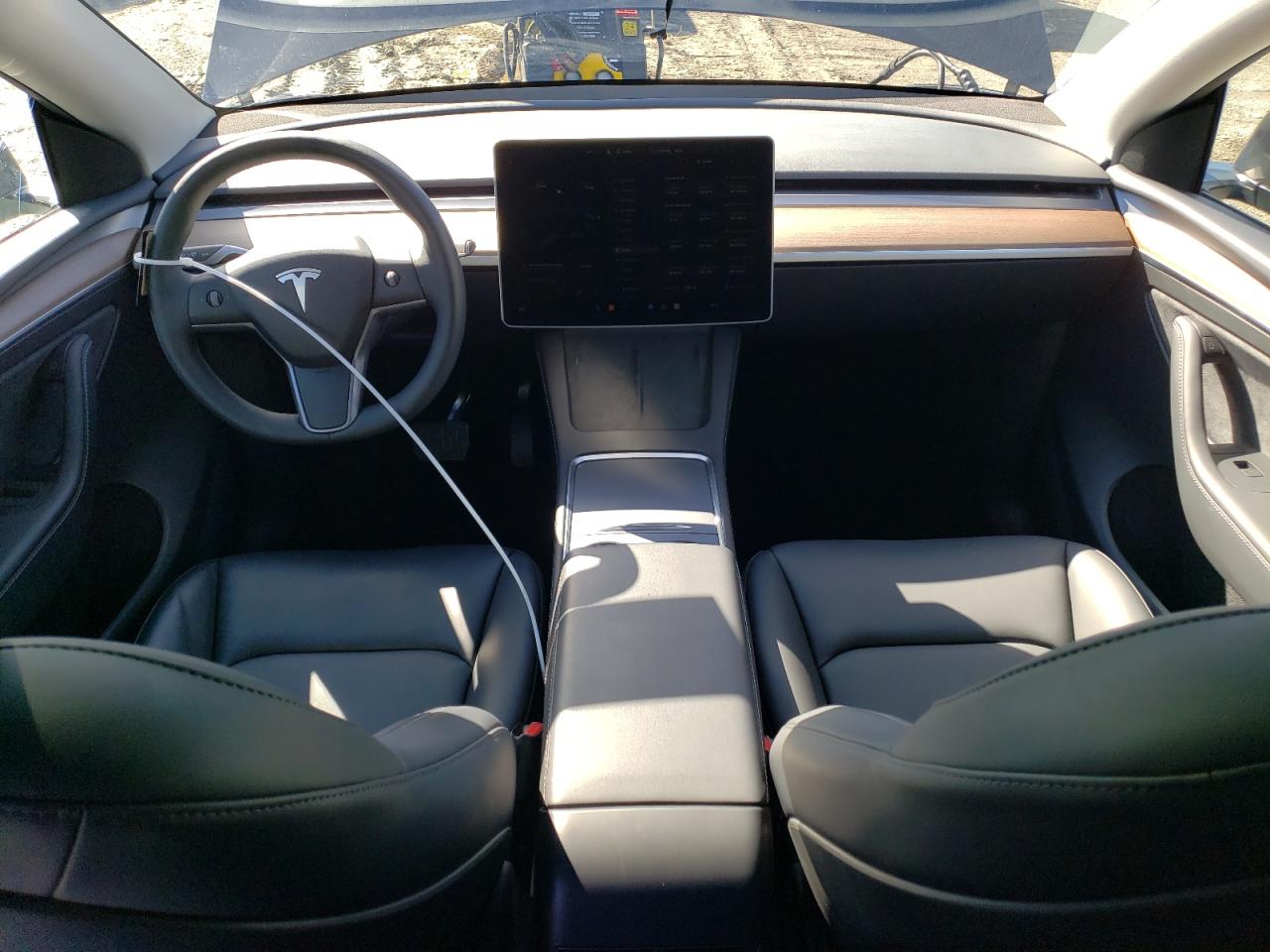2024 TESLA MODEL Y  VIN:7SAYGDED3RF114643