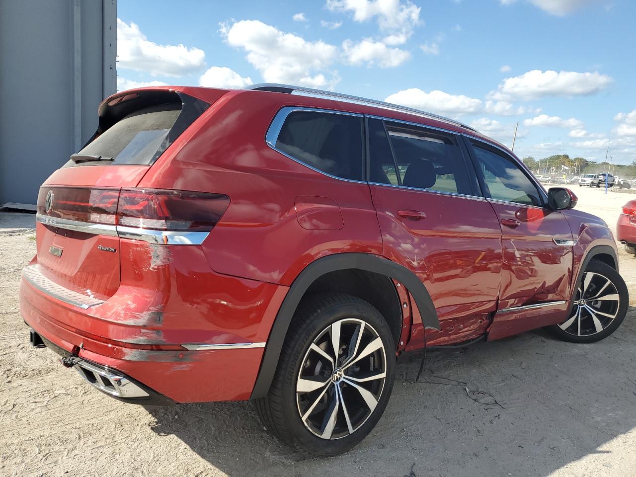 2024 VOLKSWAGEN ATLAS SEL PREMIUM R-LINE VIN:1V2FR2CA6RC536168