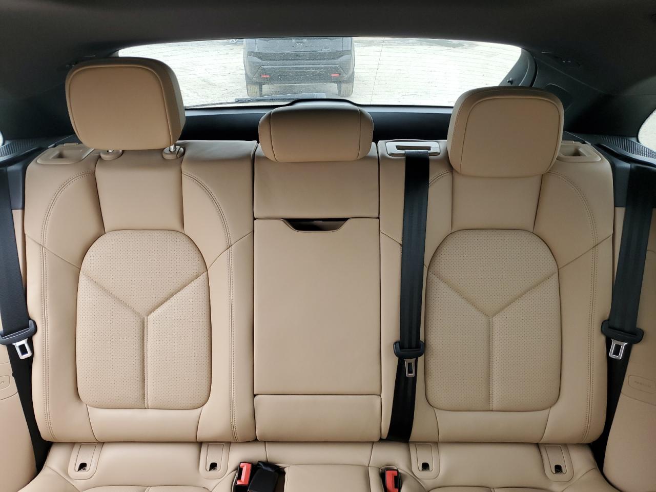2022 PORSCHE MACAN  VIN:WP1AA2A55NLB00428