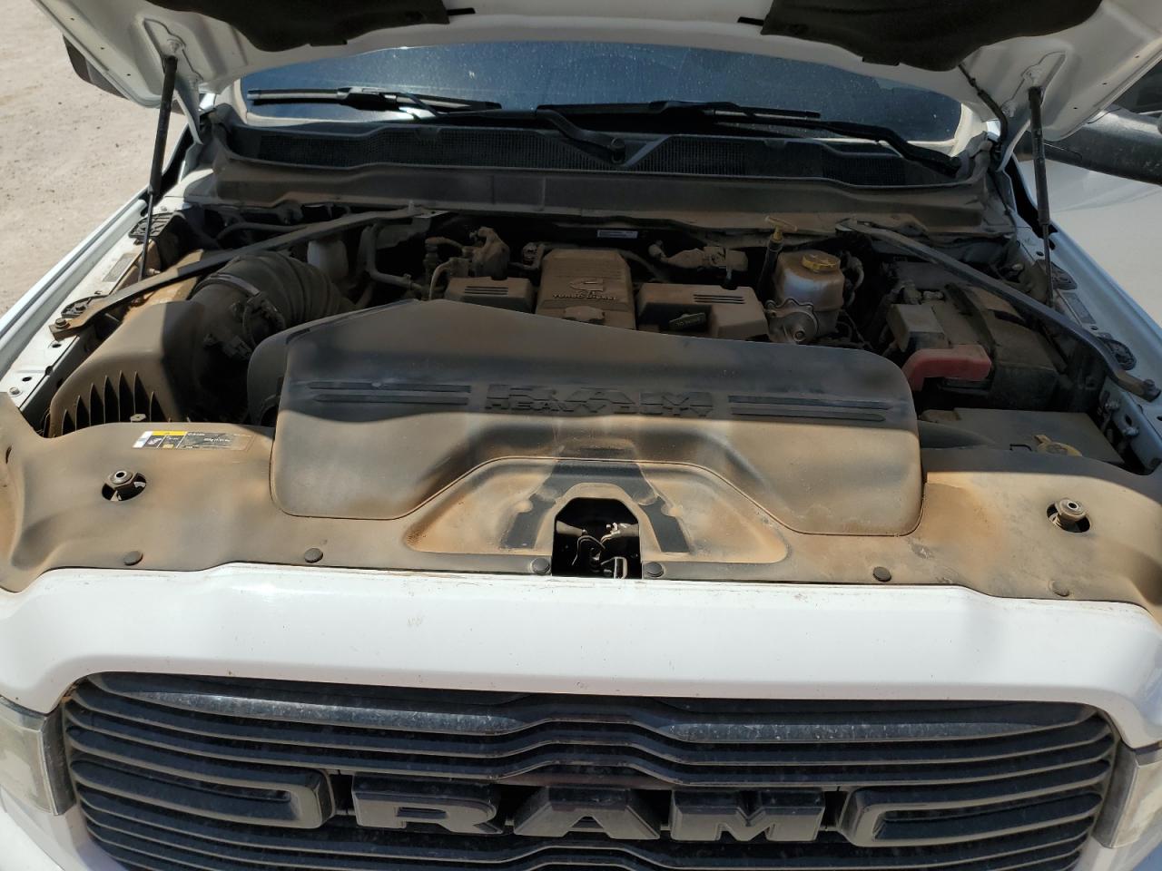 2024 RAM 3500 LARAMIE VIN:3C63RRML0RG229435