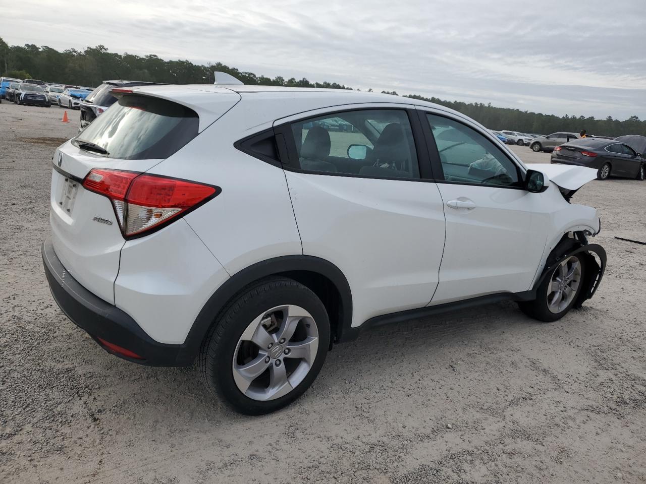 2022 HONDA HR-V LX VIN:3CZRU6H31NM732813