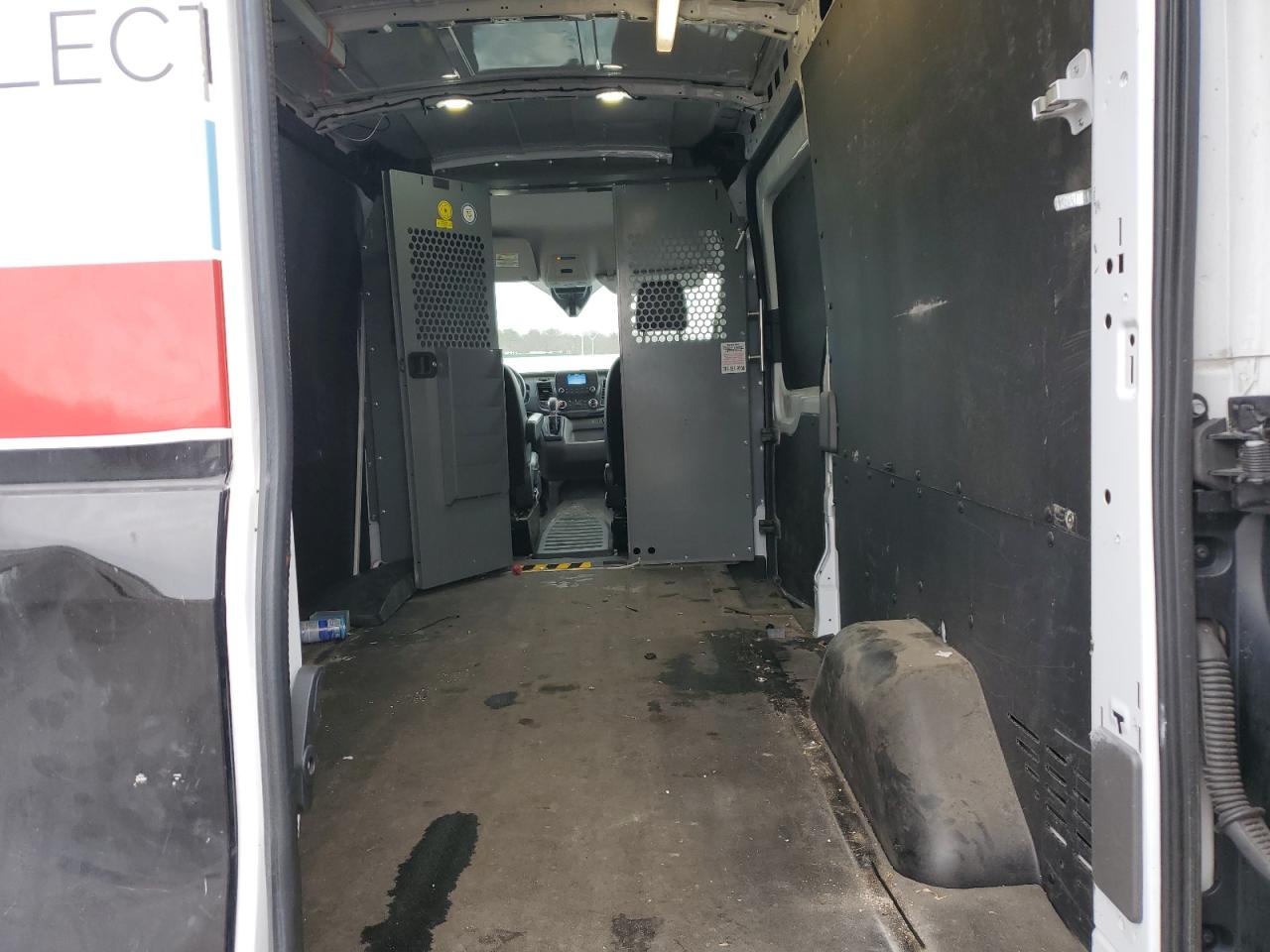 2022 FORD TRANSIT T-250 VIN:1FTBR1C82NKA17027