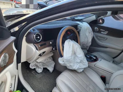 2017 Mercedes-Benz E 220 VIN: