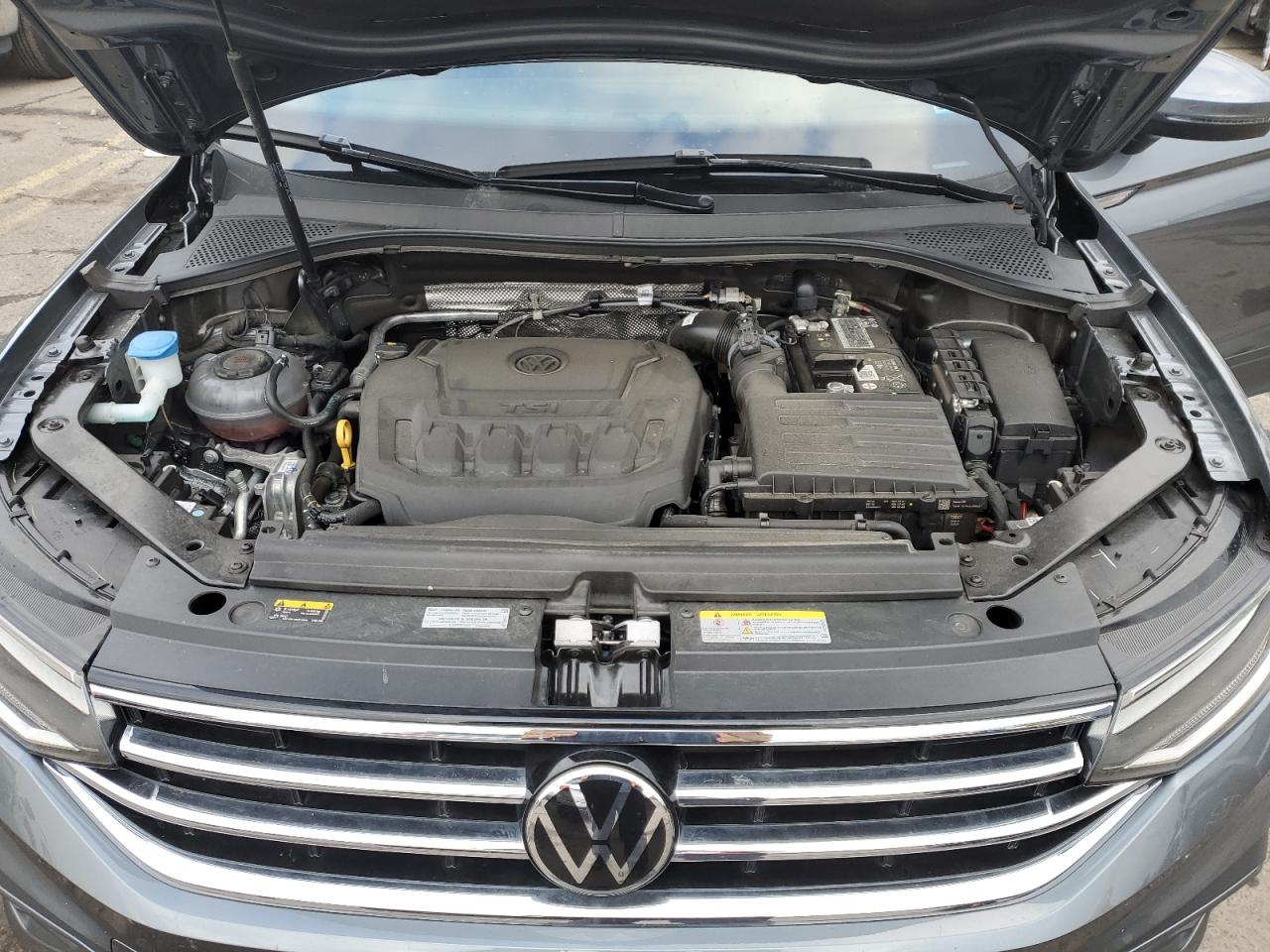 2023 VOLKSWAGEN TIGUAN SE VIN:3VVMB7AX8PM072198