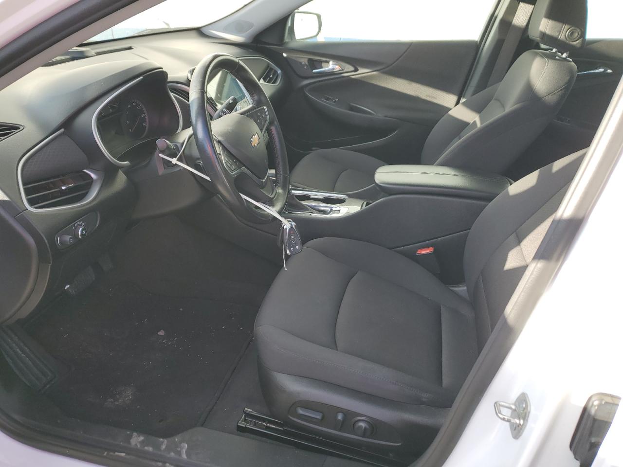 2022 CHEVROLET MALIBU LT VIN:1G1ZD5ST2NF111081