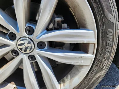 2018 Volkswagen Passat VIN: