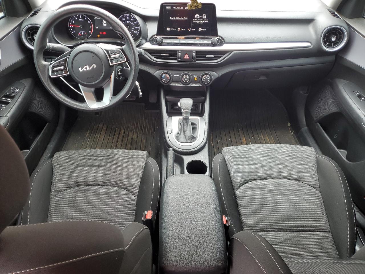 2024 KIA FORTE LX VIN:3KPF24AD2RE707182