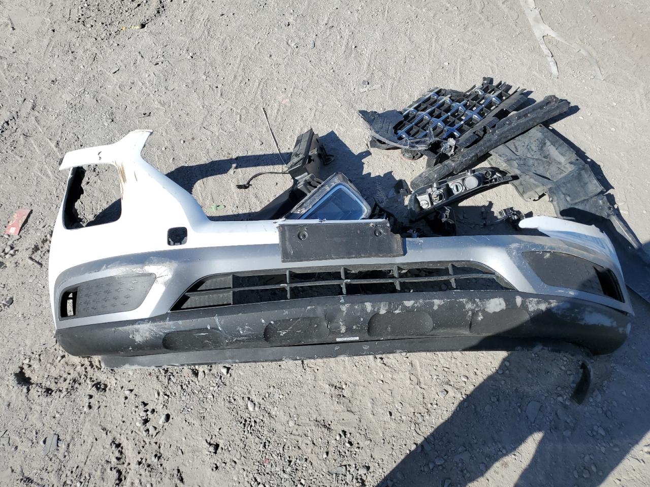 2023 HYUNDAI VENUE SEL VIN:KMHRC8A32PU240882