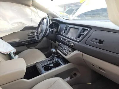 2016 Kia Carnival VIN: