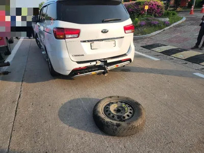 2015 Kia Carnival KNAME81ABGS122272 VIN:KNAME81ABGS122272