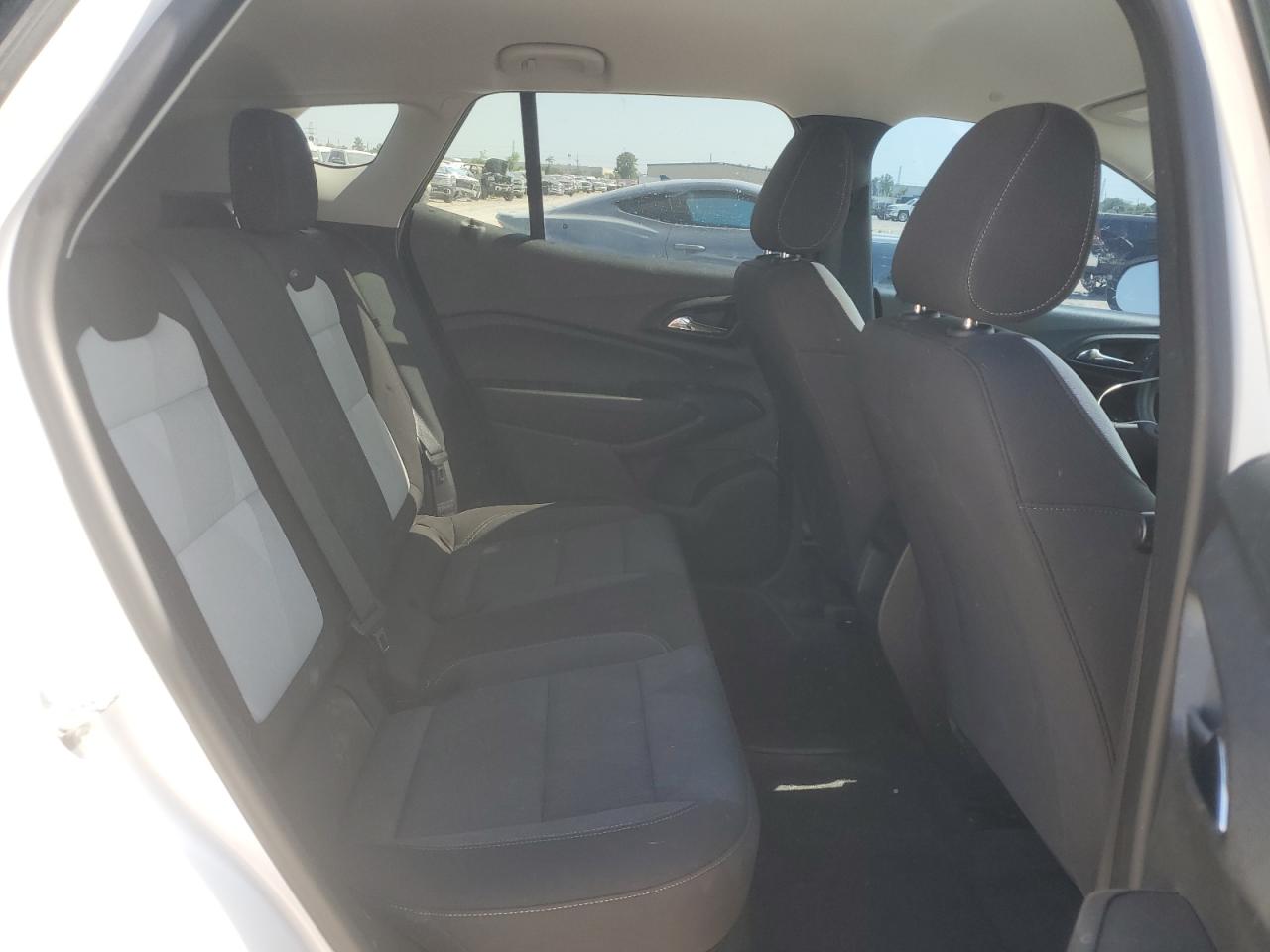 2024 CHEVROLET TRAX LS VIN:KL77LFE26RC031832