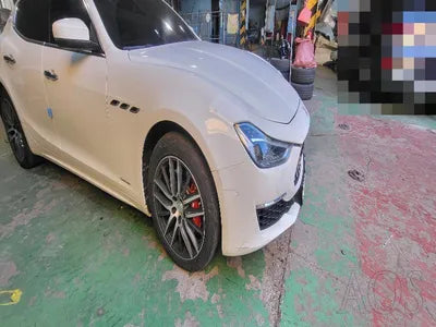 2018 Maserati Ghibli VIN:
