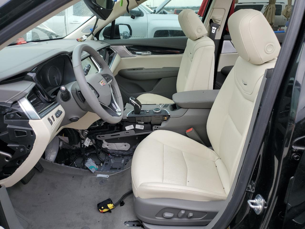 2024 CADILLAC XT6 PREMIUM LUXURY VIN:1GYKPCRS0RZ728902