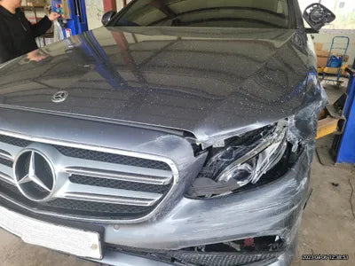 2018 Mercedes-Benz E 220 WDDZF0FB5JA476261 VIN:WDDZF0FB5JA476261