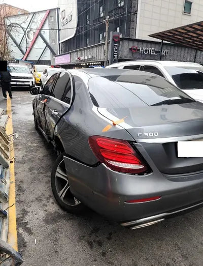 2019 Mercedes-Benz E 300 WDDZF4JB6KA577647 VIN:WDDZF4JB6KA577647