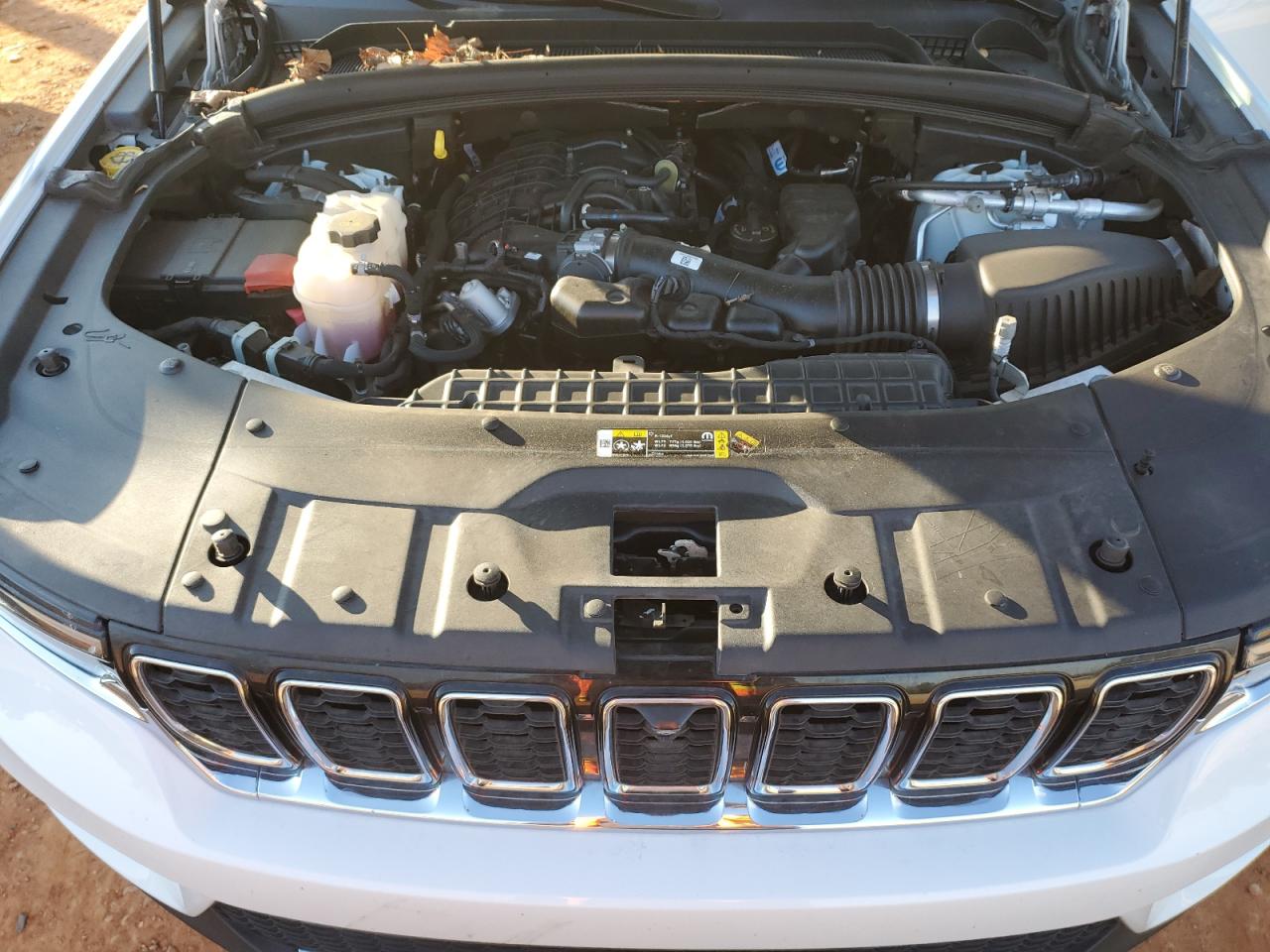 2022 JEEP GRAND CHEROKEE LIMITED VIN:1C4RJGBG5N8599378