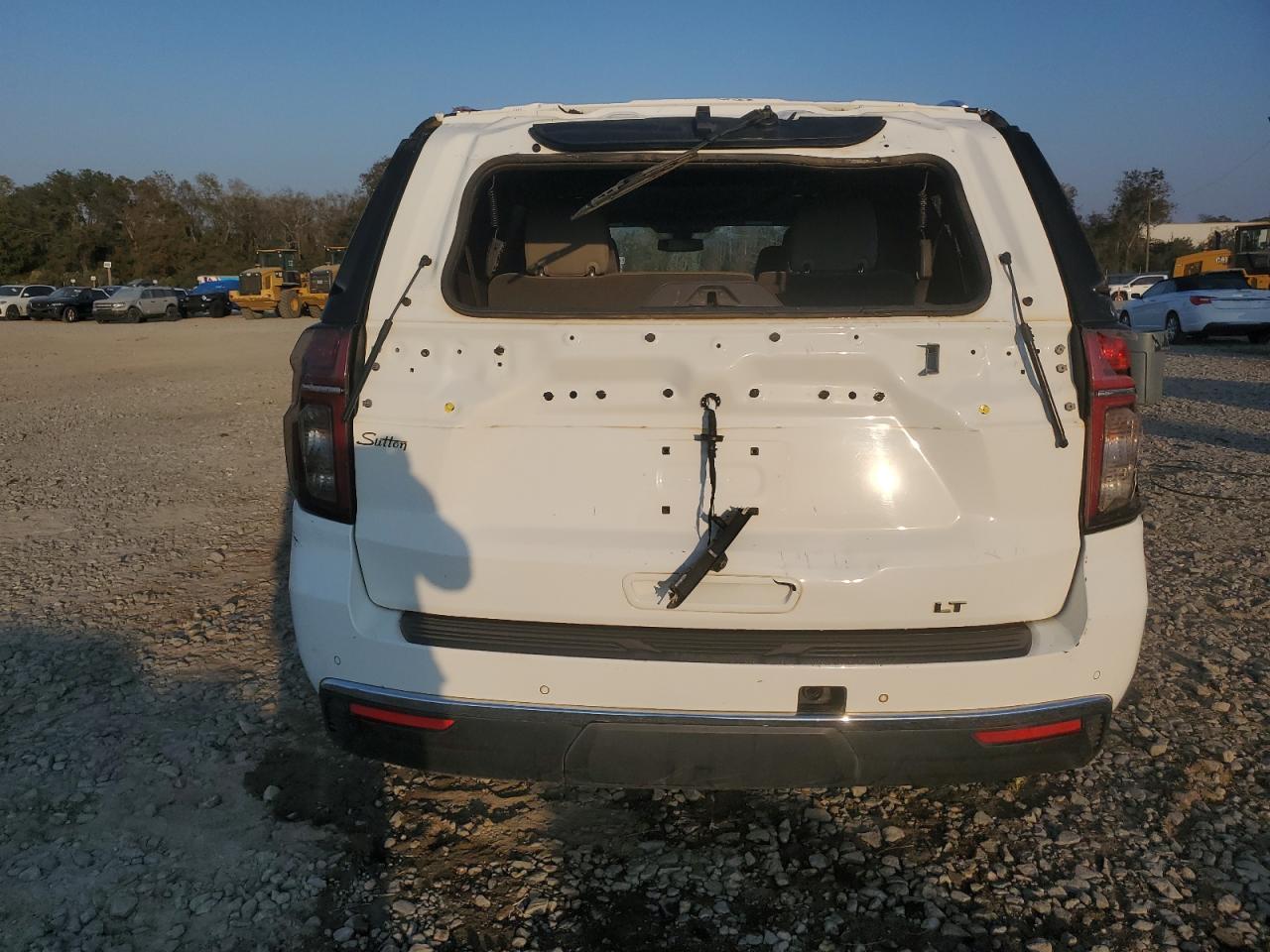 2022 CHEVROLET SUBURBAN C1500 LT VIN:1GNSCCKD7NR340368