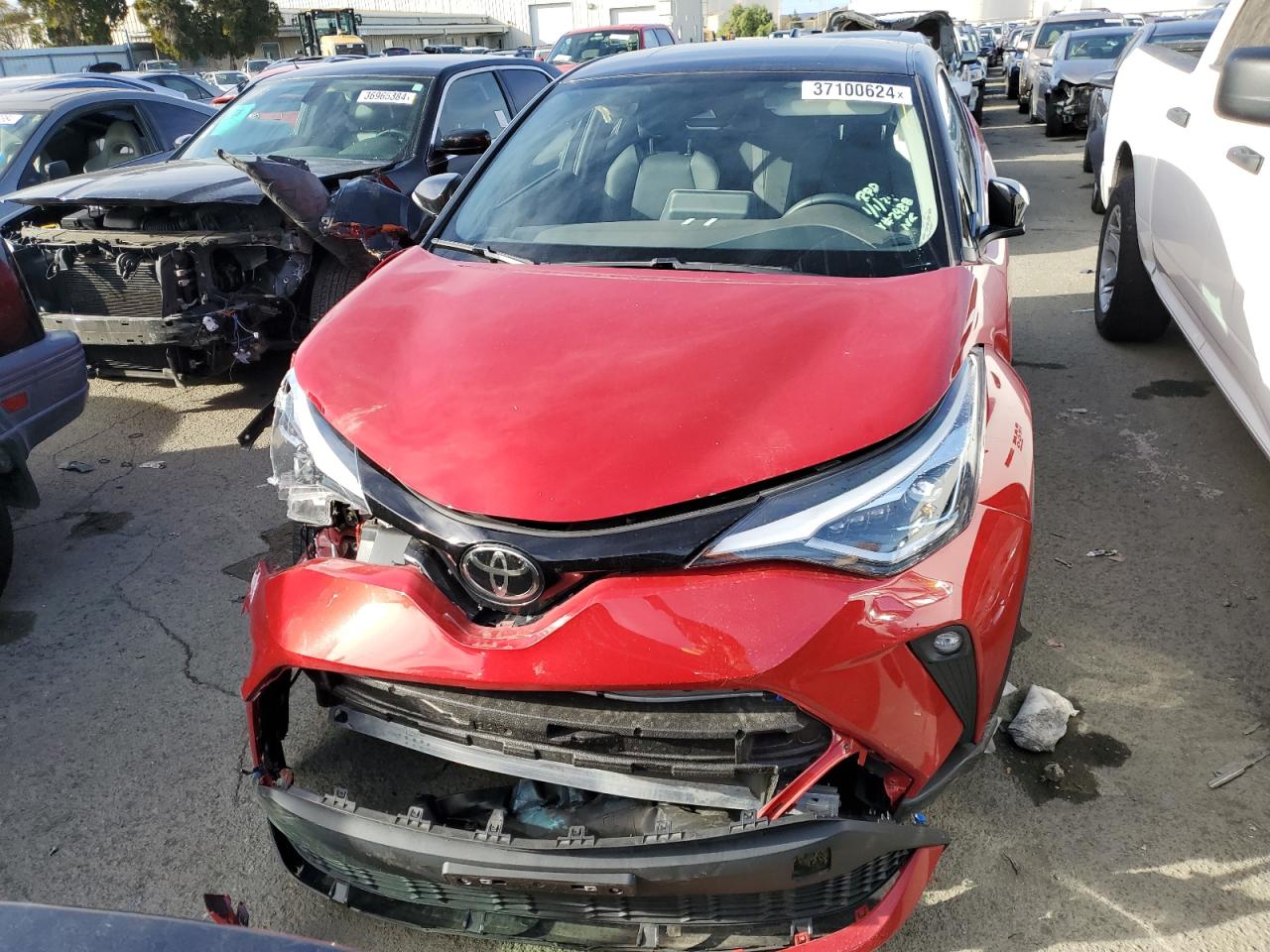 2022 TOYOTA C-HR XLE VIN:NMTKHMBX8NR142988