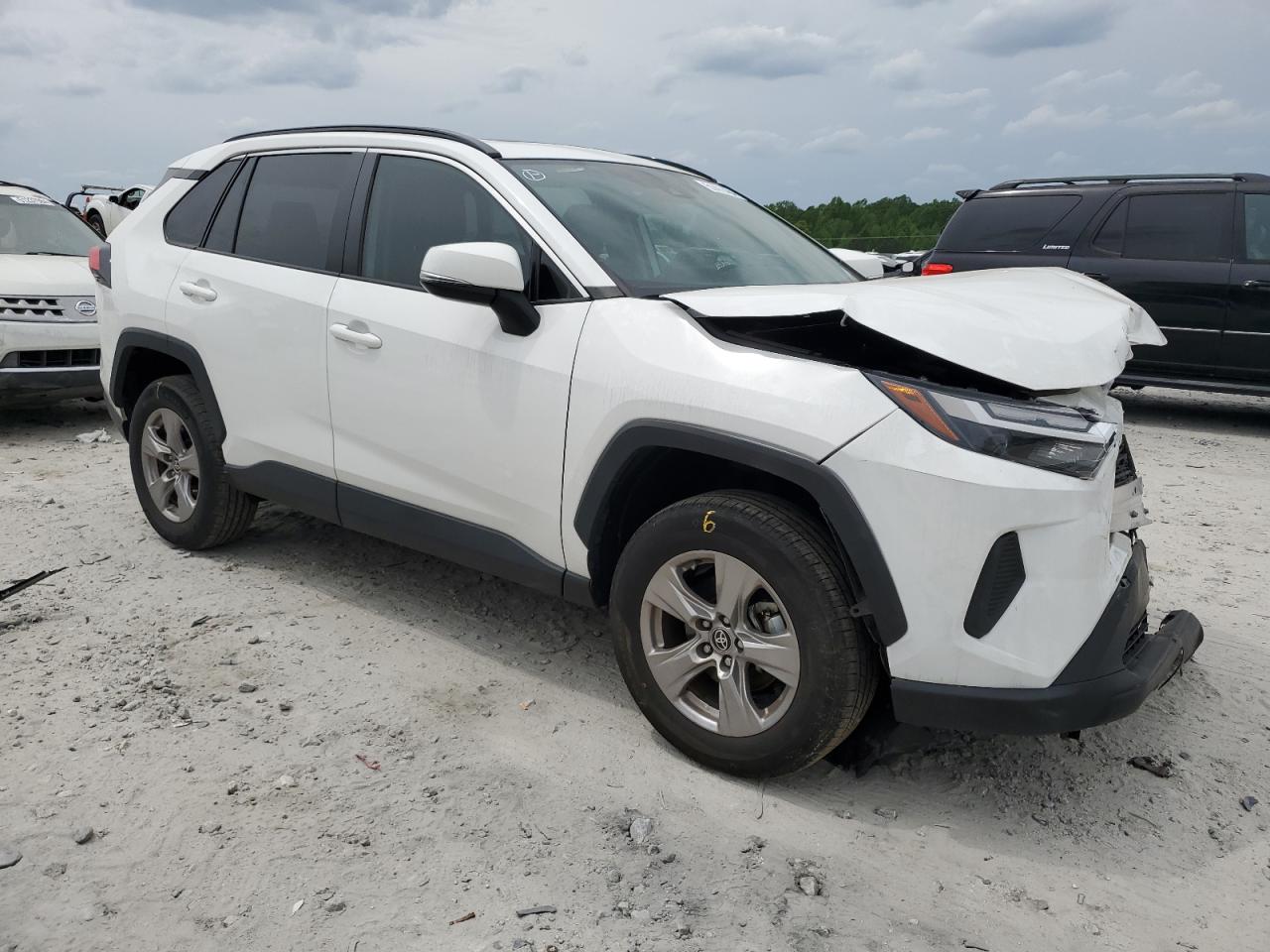 2022 TOYOTA RAV4 XLE VIN:2T3P1RFVXNW269208
