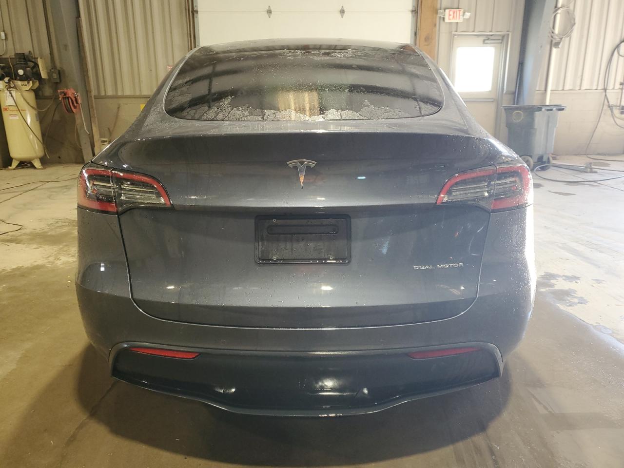 2022 TESLA MODEL Y  VIN:7SAYGAEE3NF489546