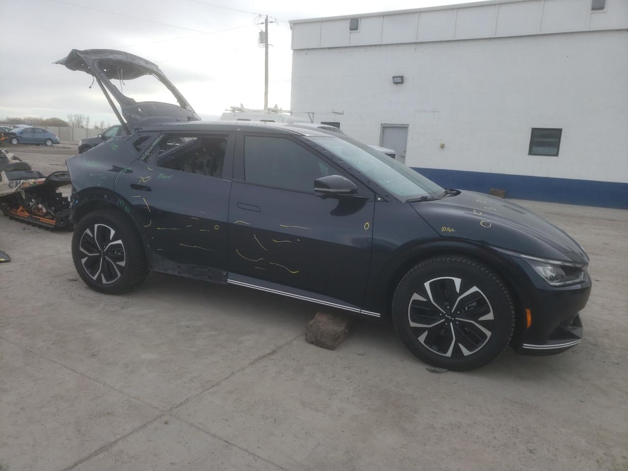 2022 KIA EV6 LIGHT VIN:KNDC3DLC0N5045953