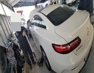 2019 Mercedes-Benz E 220 VIN: