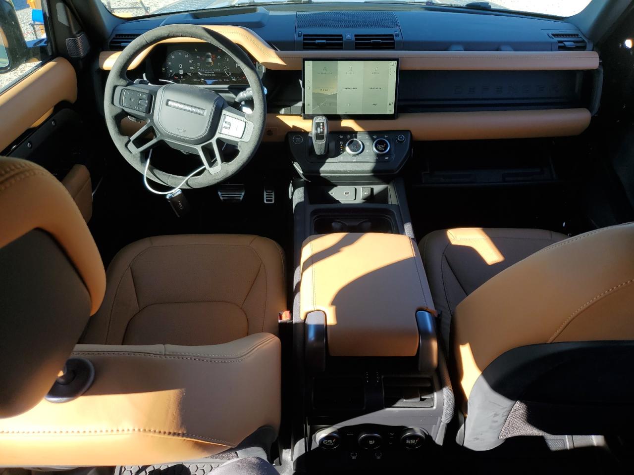 2024 LAND ROVER DEFENDER 110 VIN:SALEBEEE7R2286893