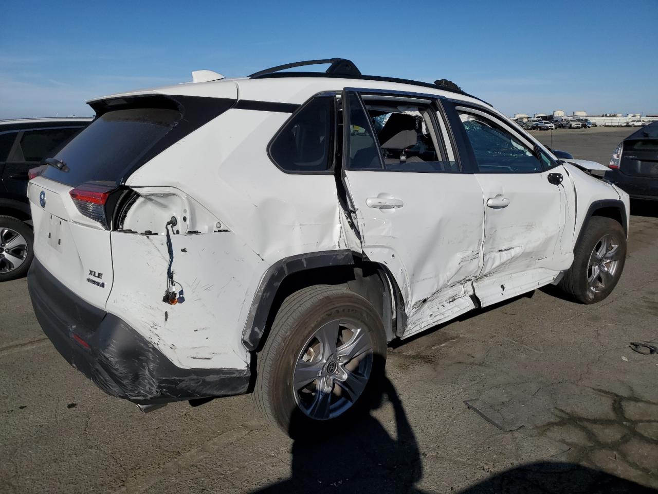 2023 TOYOTA RAV4 XLE VIN:4T3RWRFV4PU083824