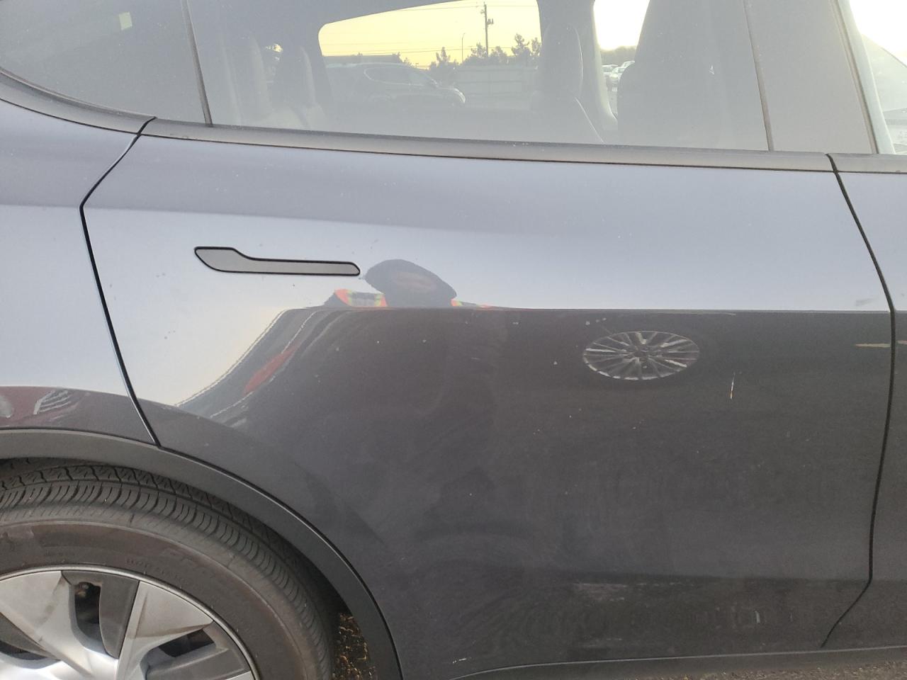 2023 TESLA MODEL Y  VIN:7SAYGDEE8PA109344
