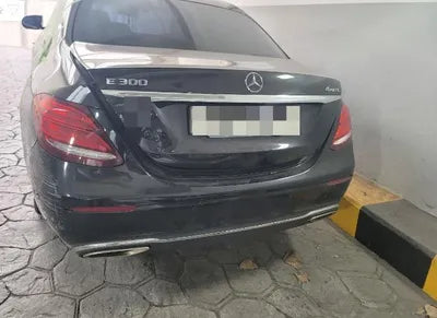 2019 Mercedes-Benz E 300 WDDZF4KB5KA683330 VIN:WDDZF4KB5KA683330