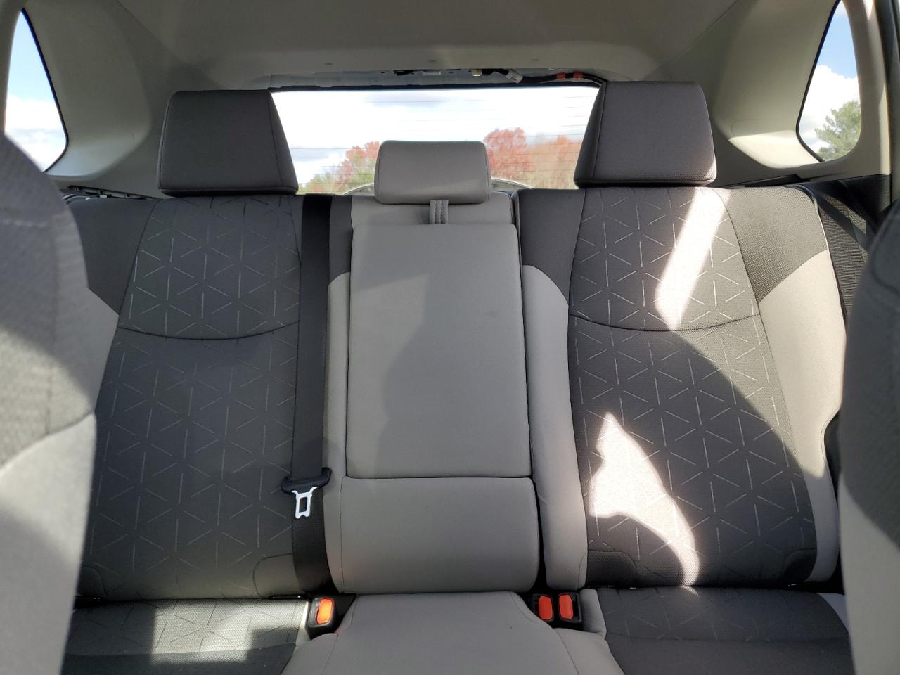 2024 TOYOTA RAV4 XLE VIN:2T3P1RFVXRC418949