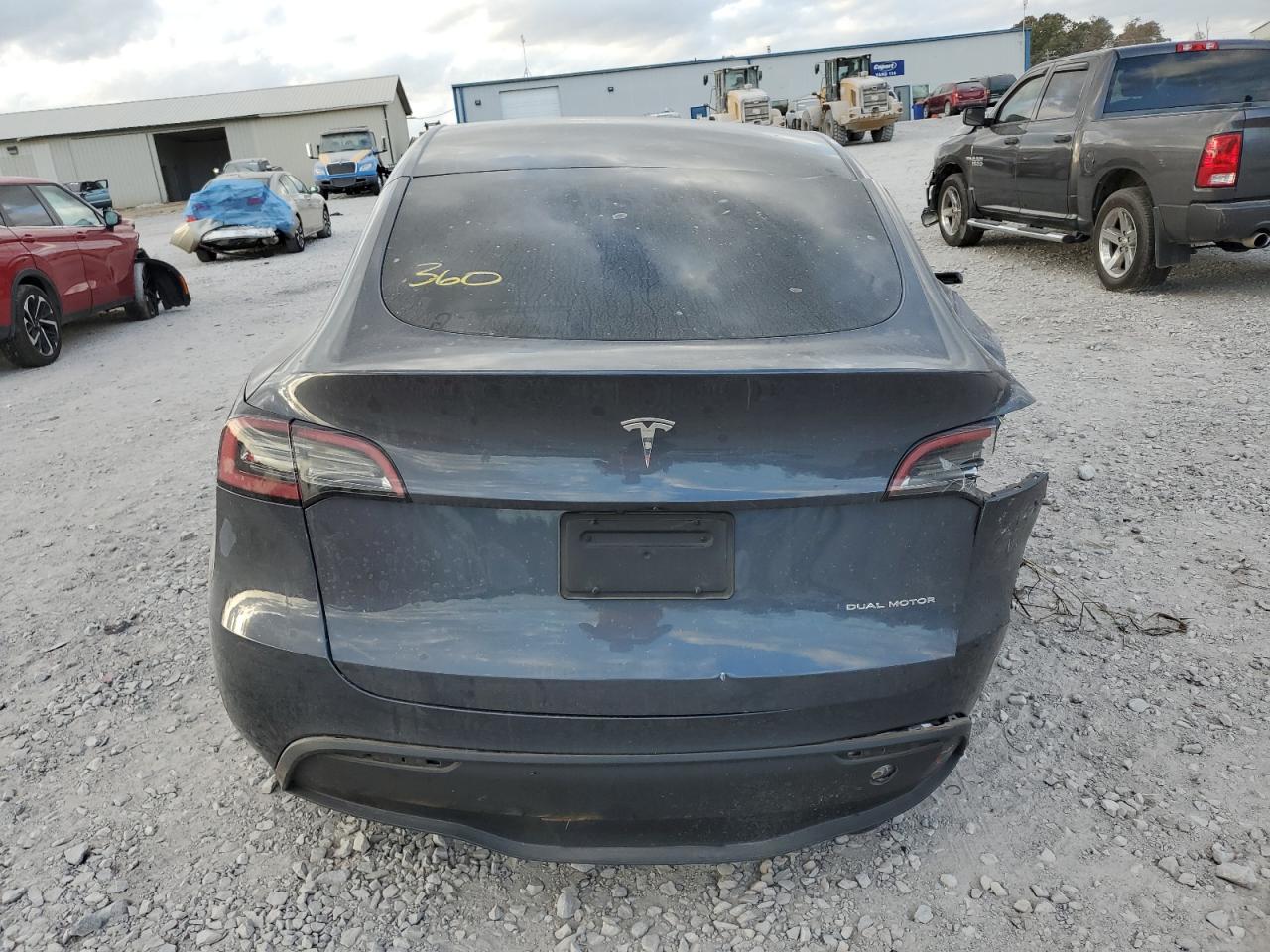 2023 TESLA MODEL Y  VIN:7SAYGDEF1PA048993