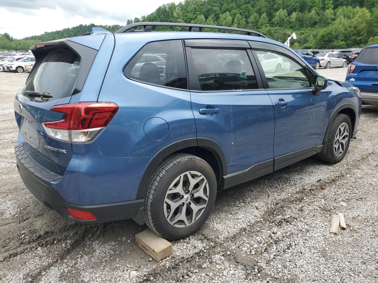 2023 SUBARU FORESTER PREMIUM VIN:JF2SKAEC3PH499031