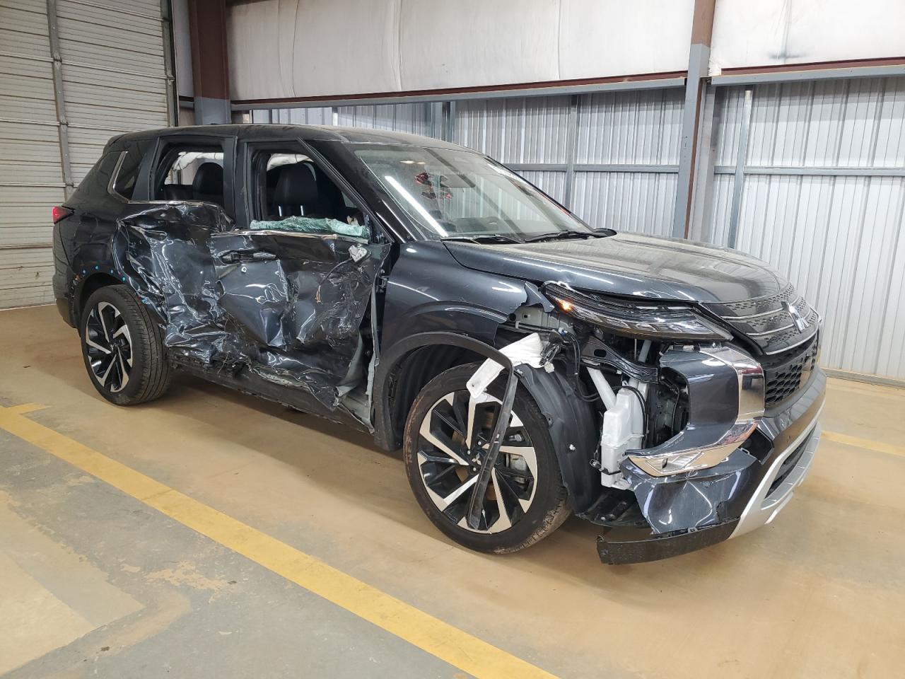 2024 MITSUBISHI OUTLANDER SE VIN:JA4J3VA8XRZ068046