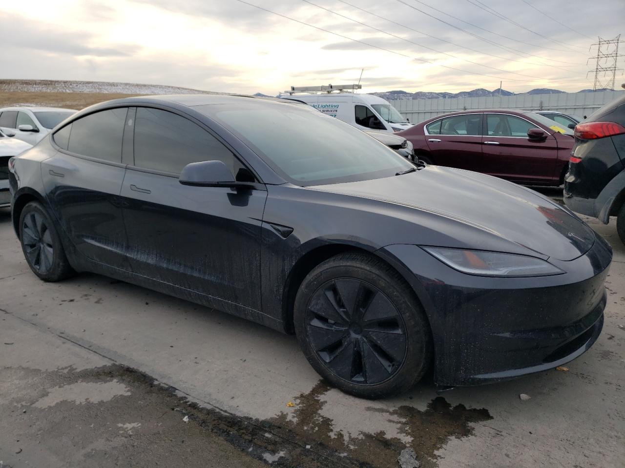 2024 TESLA MODEL 3  VIN:5YJ3E1EB4RF735979