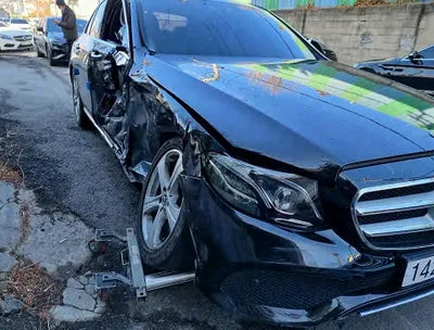 2018 Mercedes-Benz E 220 WDDZF0FB7JA457257 VIN:WDDZF0FB7JA457257