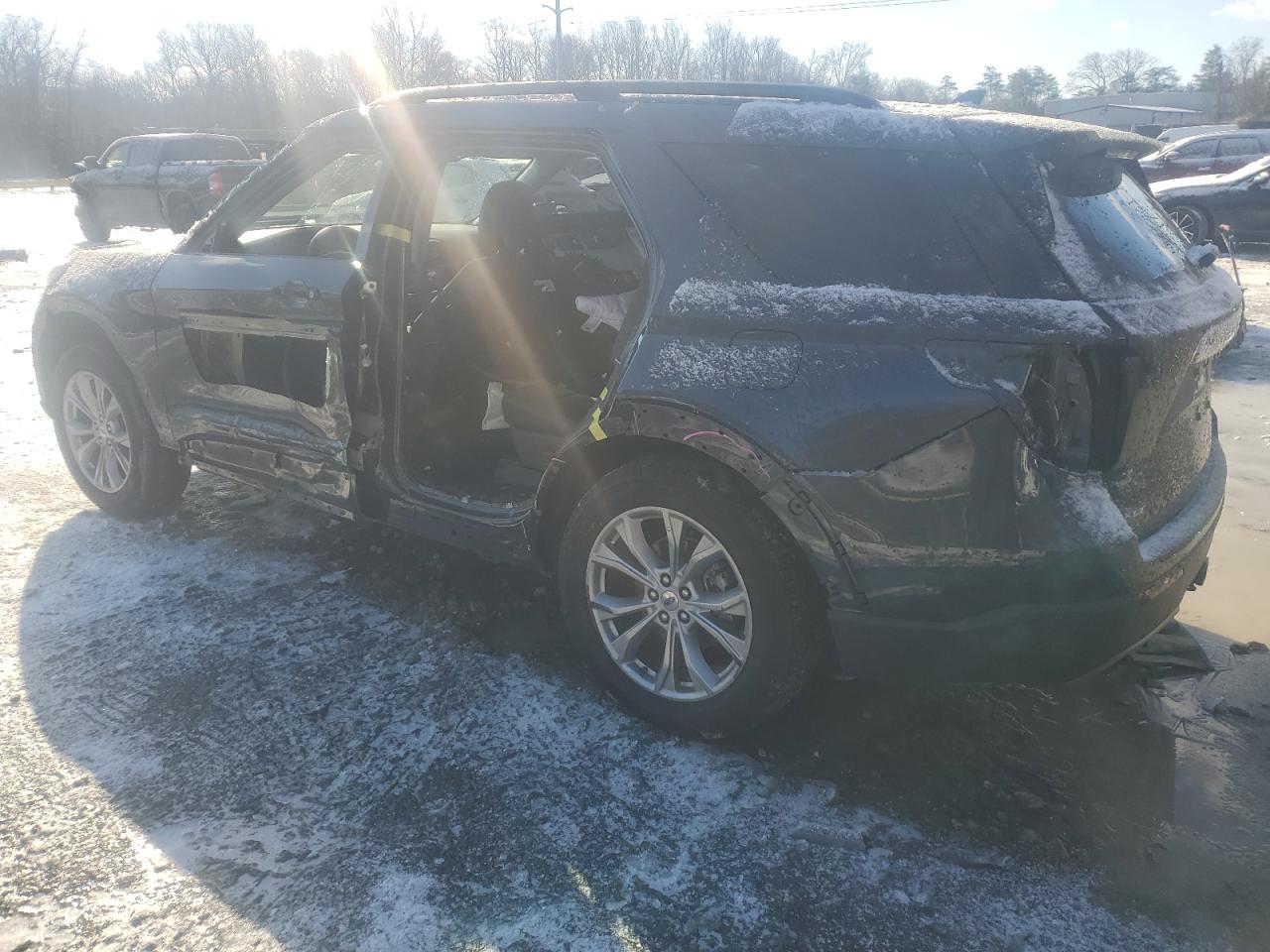 2023 FORD EXPLORER XLT VIN:1FMSK8DH6PGC43150