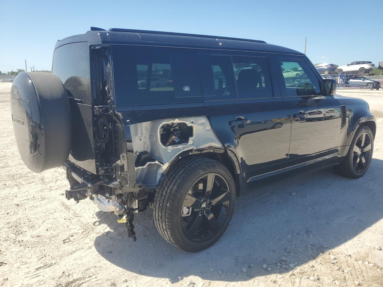 2024 LAND ROVER DEFENDER 110 X-DYNAMIC SE VIN:SALE27EU2R2351734