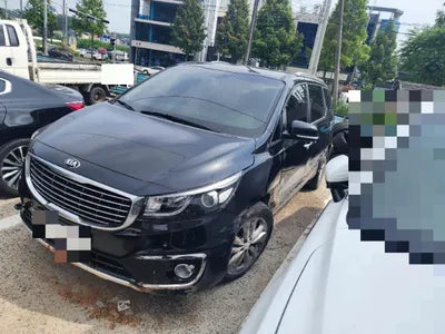 2015 Kia Carnival VIN: