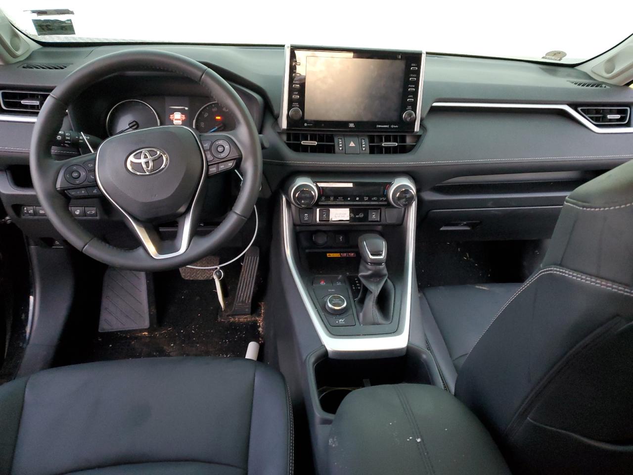 2022 TOYOTA RAV4 XLE PREMIUM VIN:JTMB6RFV3ND065522