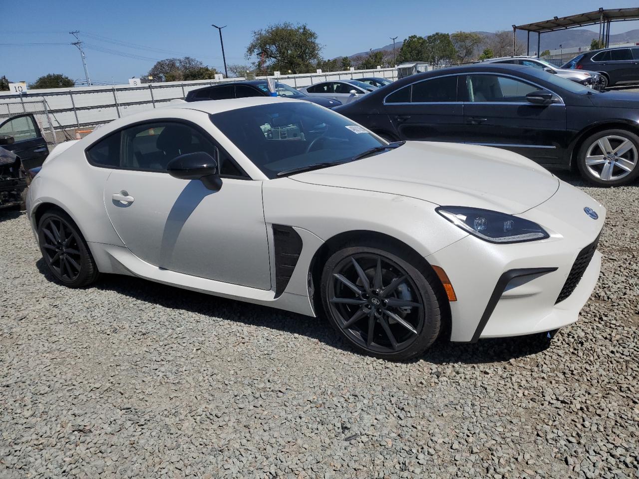 2024 TOYOTA GR 86 PREMIUM VIN:JF1ZNBE10R8754638