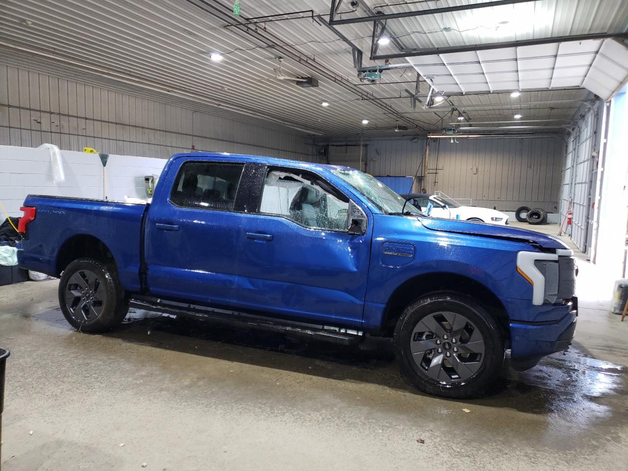 2022 FORD F150 LIGHTNING PRO VIN:1FT6W1EV3NWG03564