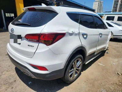 2016 Hyundai Santa FE VIN: