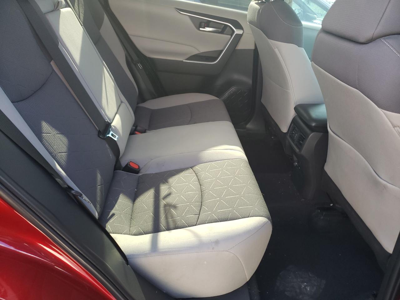 2022 TOYOTA RAV4 XLE VIN:2T3P1RFV3NW294774