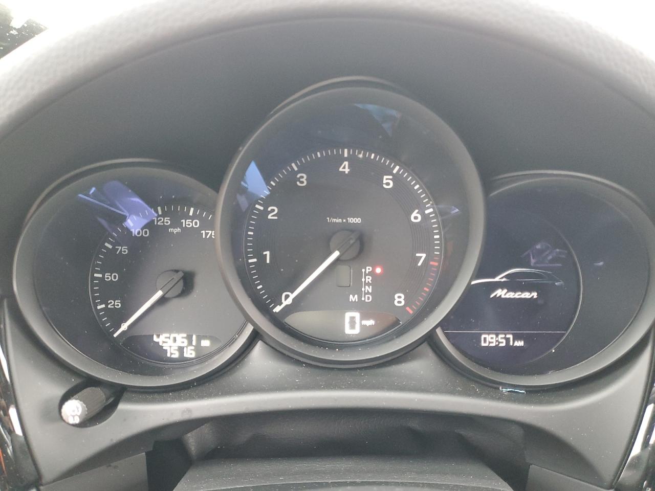 2022 PORSCHE MACAN  VIN:WP1AA2A59NLB06295