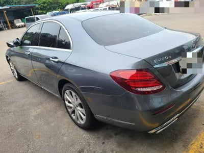 2019 Mercedes-Benz E 220 VIN: