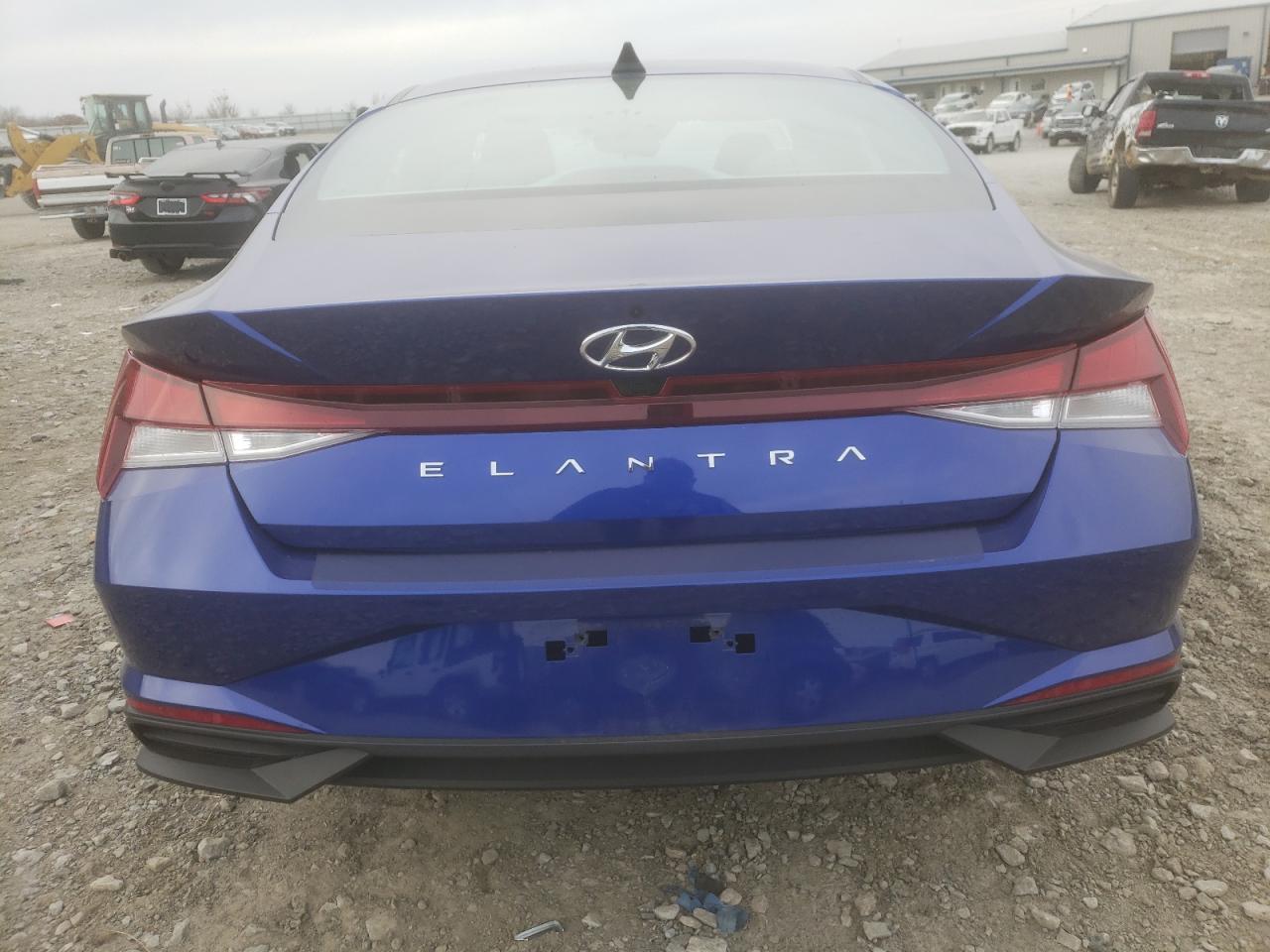 2023 HYUNDAI ELANTRA SEL VIN:KMHLM4AG7PU576820