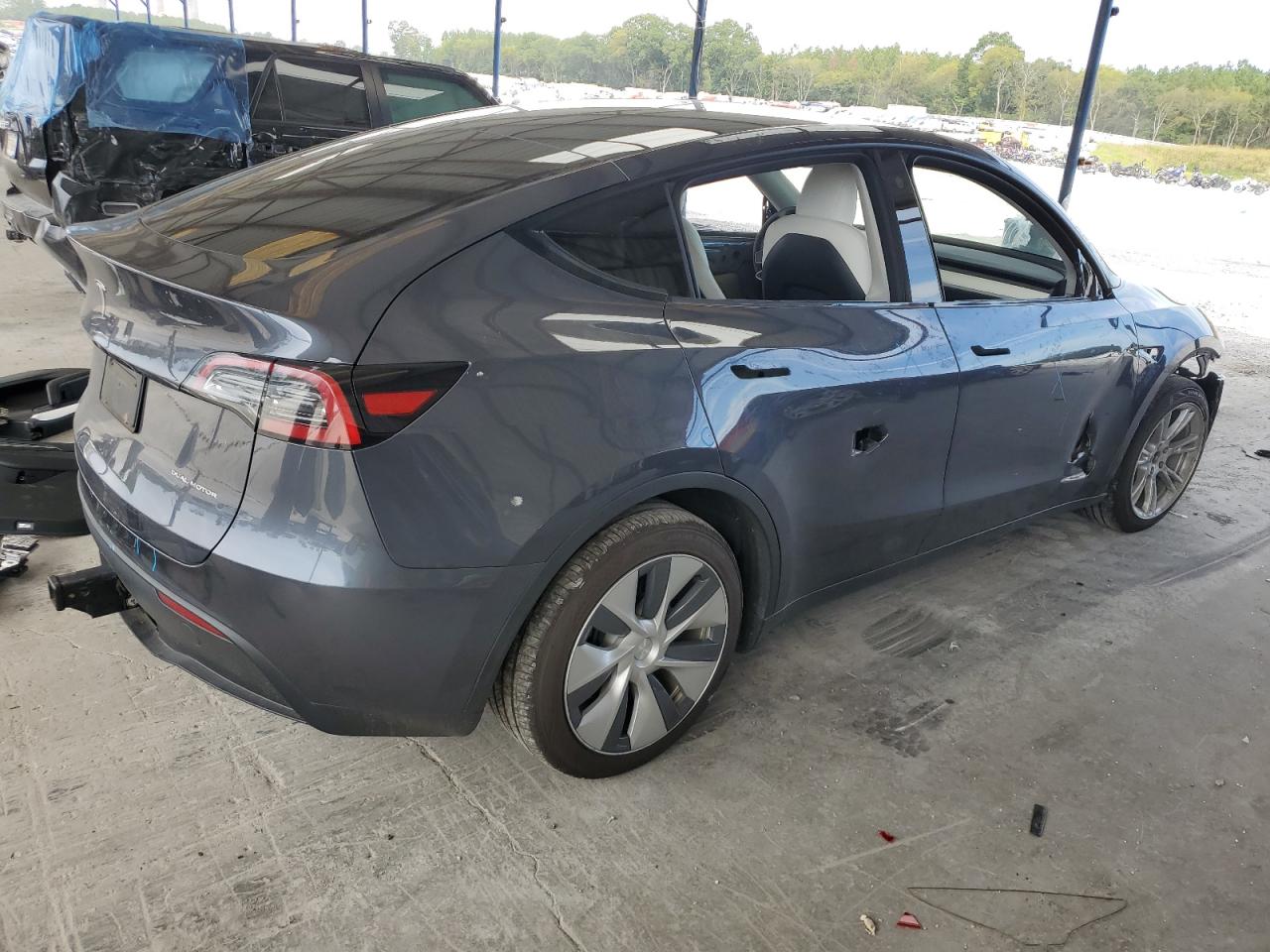 2023 TESLA MODEL Y  VIN:7SAYGDEE3PF611553